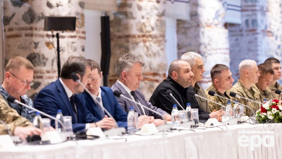 Делегации от Украины и РФ встретились в Стамбуле