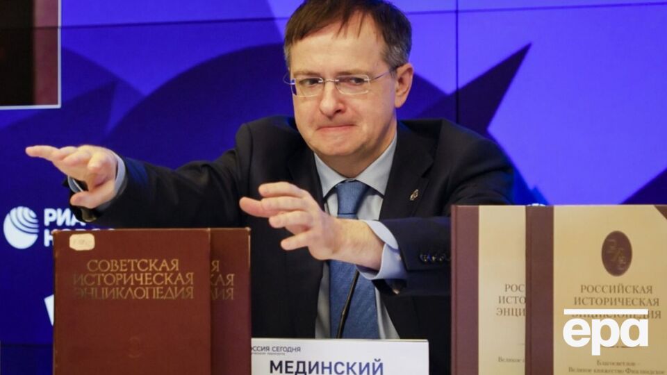 По словам Мединского, Москва продолжит переговоры с Киевом после того, как стороны в деталях представят свое видение прекращения огня