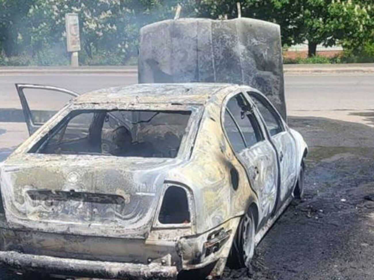 Из-за удара дроном погиб, в частности, водитель