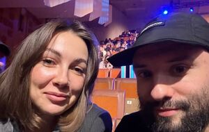 Розовый: В браке никаких измен не было