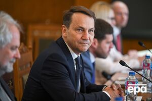 Сикорский назвал РФ вассалом Китая