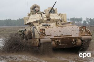 За даними видання, до нього увійдуть приблизно 400 бронетранспортерів M-113 і система супутникового спостереження