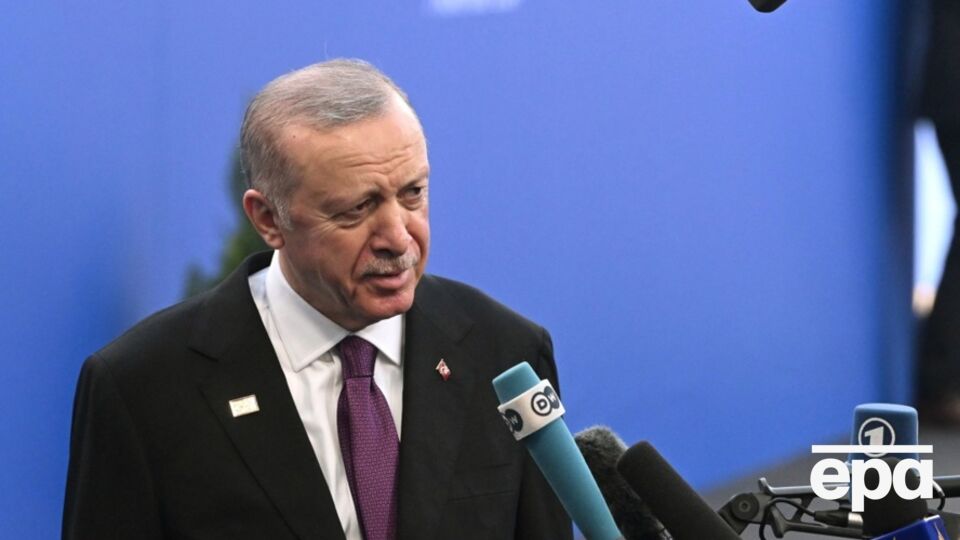 По словам Эрдогана, эти объемы помогут удовлетворить потребности населения Турции в газе примерно в течение 3,5 лет