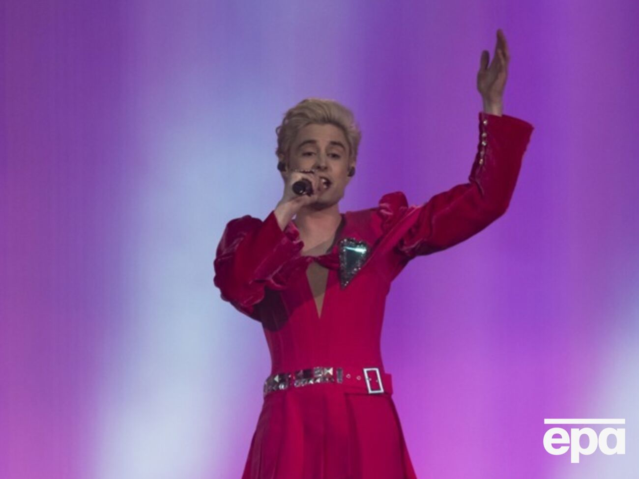 Режисеркою конкурсного номера Ziferblat є Марія Коростельова