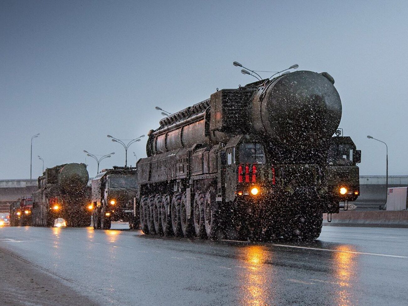 РФ планирует запустить ракету из комплекса "Ярс"