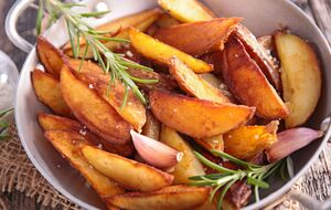 Картоплю потрібно запікати з тертим пармезаном