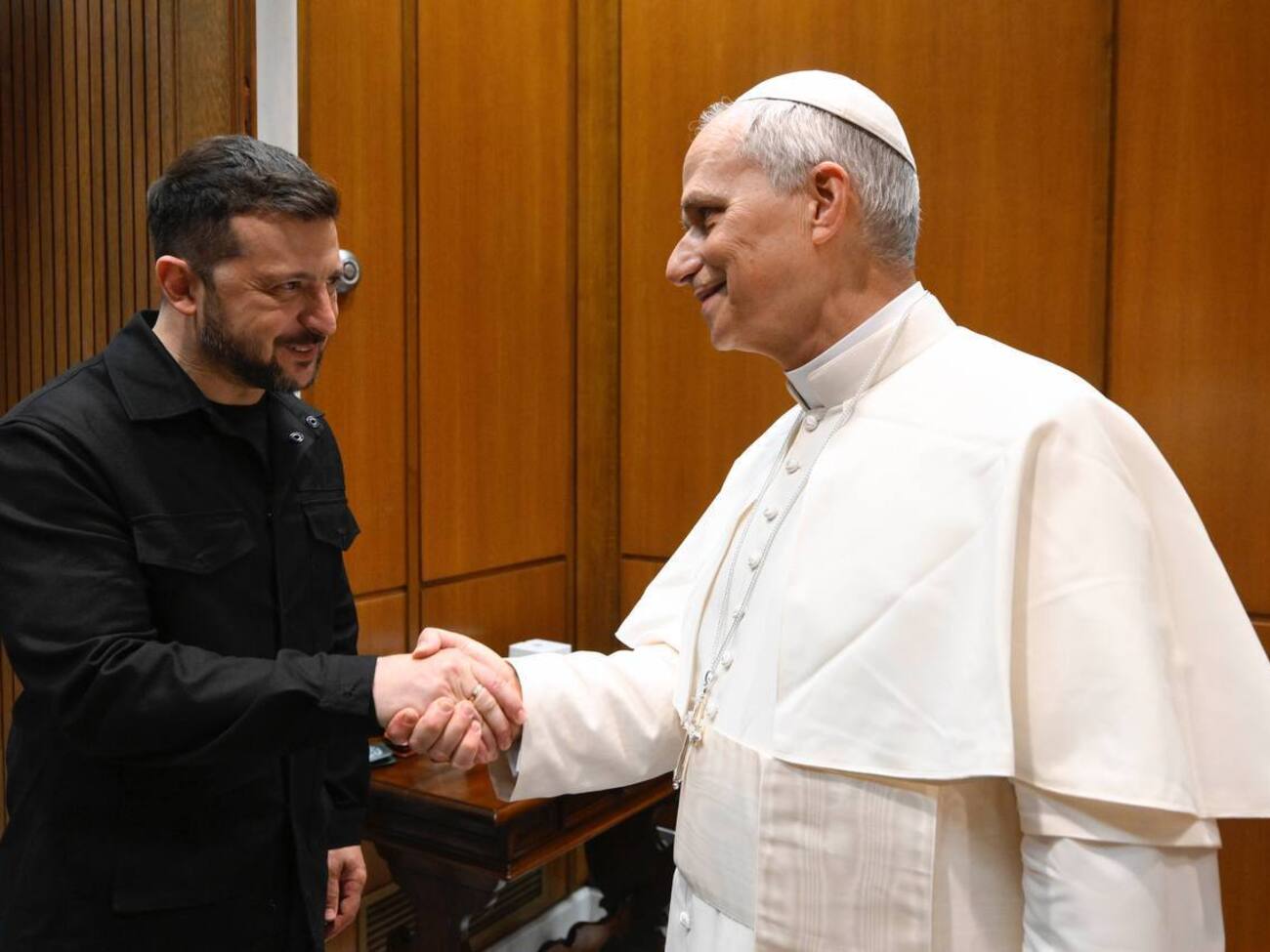 Зеленский побеседовал со Львом XIV