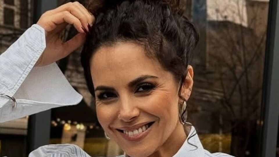 Танец на фоне Золотых ворот Каменских исполнила на прозрачных каблуках