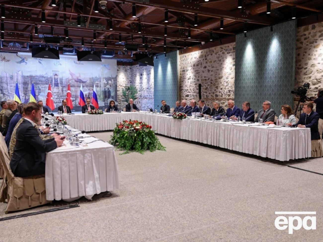 Источники рассказали СМИ детали переговоров в Стамбуле