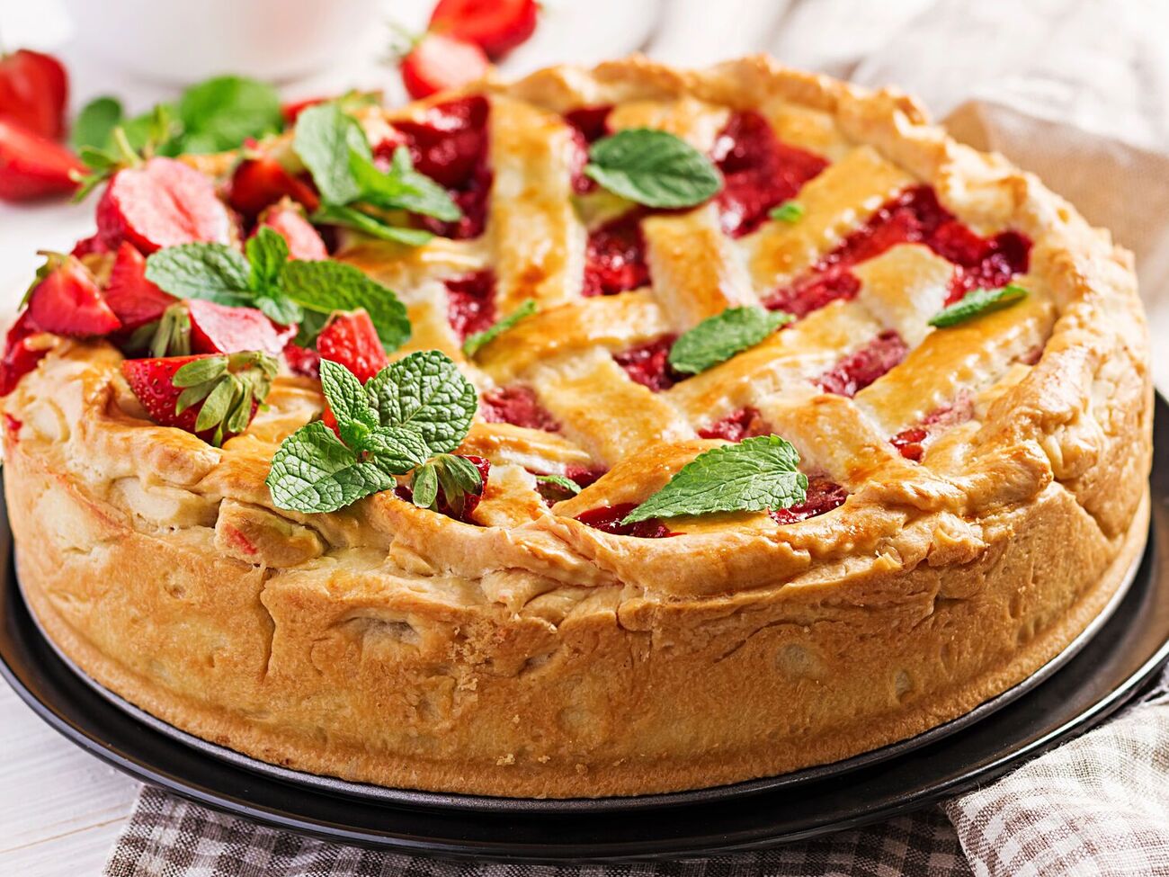 Тісто для цього пирога можна замісити у блендері