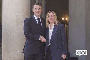 Отсутствие Мелони на переговорах по Украине и открытая критика со стороны Макрона вызвали волну негодования в Италии