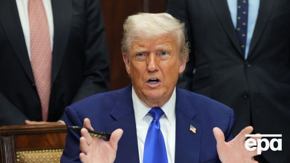 Трамп прокоментував розмови з Путіним і Зеленським