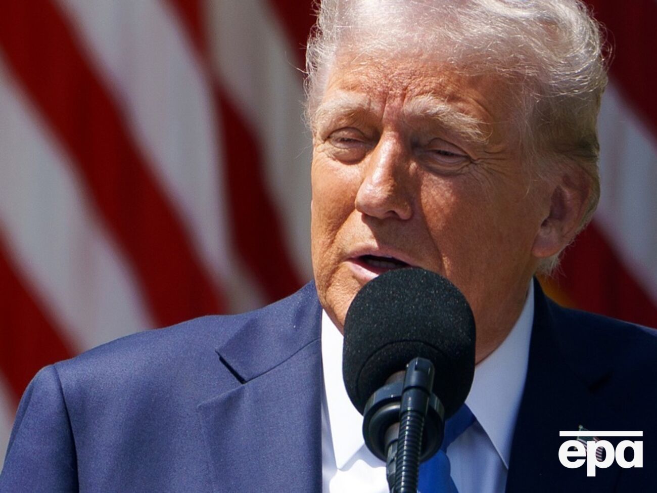 Трамп: Чому ми дозволяємо їм використовувати імпічмент як зброю проти президента, який намагається врятувати країну?