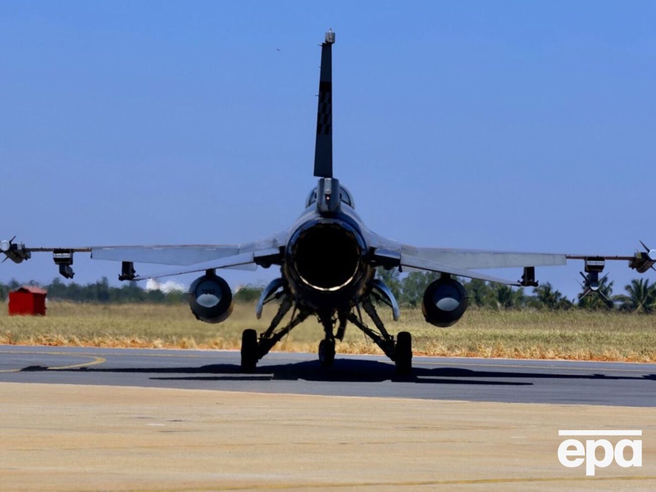 На винищувачі в Україні президент очікує "найбижчим часом"