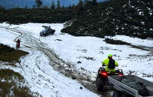 У ДСНС зазначили, що туристи не могли самі дістатися до тіла