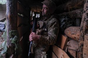 ВСУ сдерживают массовые атаки РФ в Донецкой области