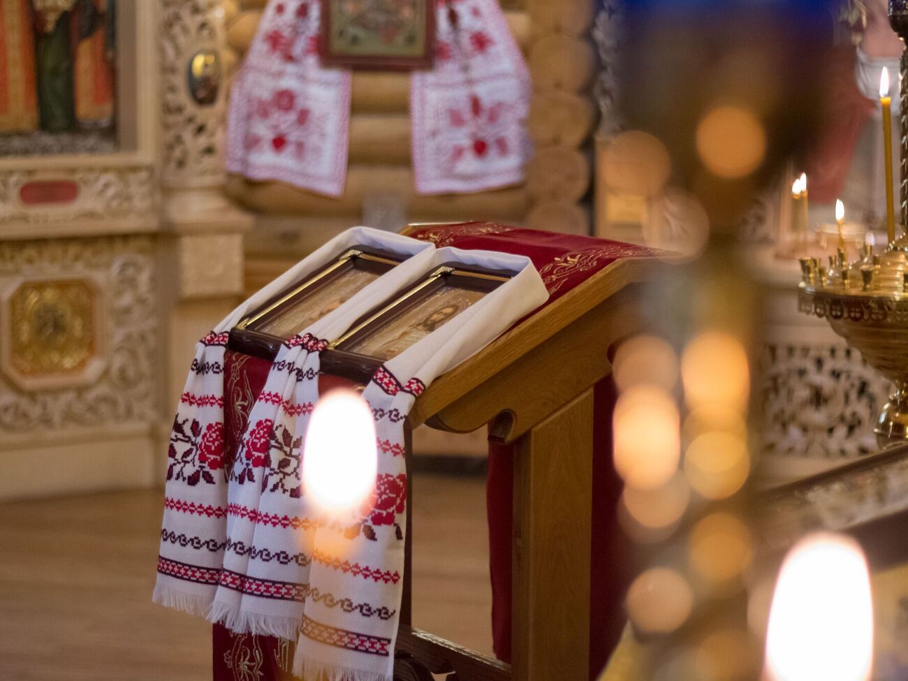 На підконтрольній українській владі території громад ПЦУ й УПЦ МП приблизно порівну