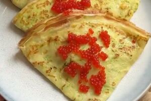 Обжаривайте блины с двух сторон до готовности