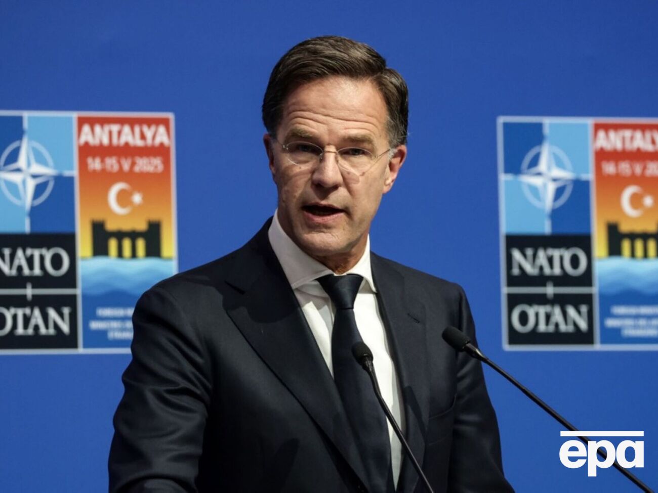 Рютте призвал посмотреть, что произойдет на этой и следующей неделе