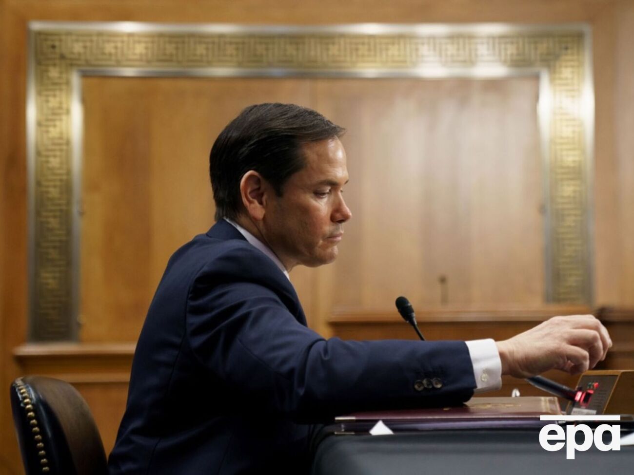 Госсекретарь объяснил, что россиян следует побуждать к переговорам