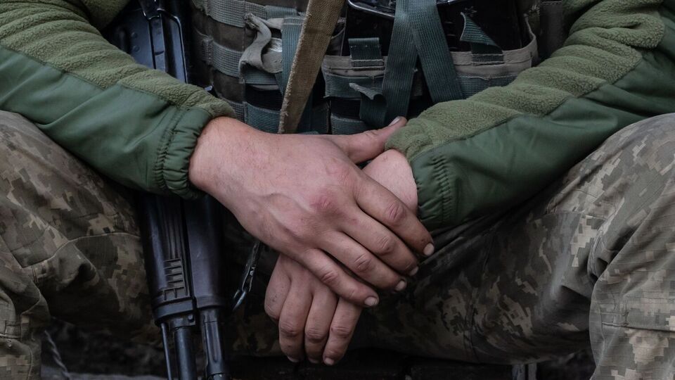 Правоохоронці встановили особу, яка знущалася з військового
