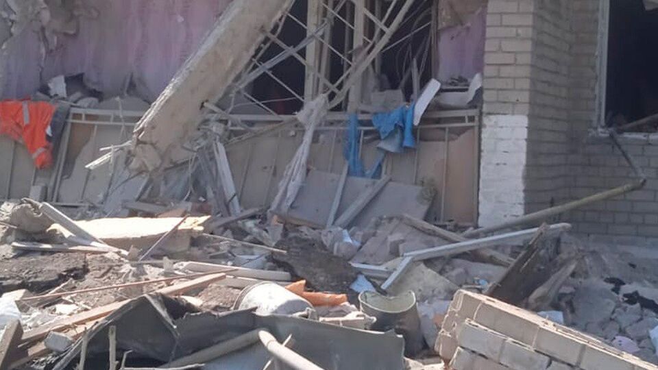 В поселке разрушены несколько домов