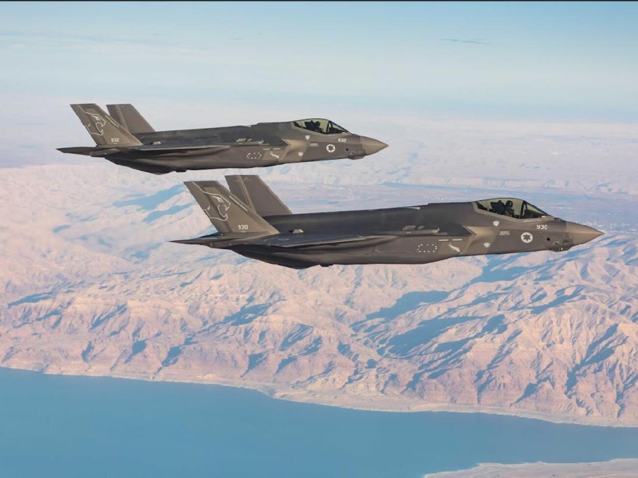 По данным разведки, Израиль переместил авиационные боеприпасы