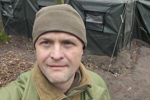 Надменность Портнова была заоблачной. Искренне обещал разобраться со всеми нами, писал угрозы следователям по делам Майдана