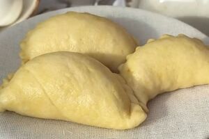 Вареники на парі потрібно готувати приблизно сім хвилин