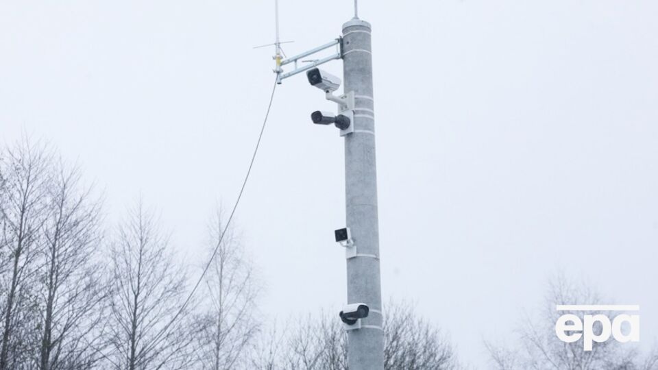 Росіяни також здійснювали інші спроби збору конфіденційної інформації про постачання, зокрема про розклади руху поїздів і транспортні накладні, пише видання