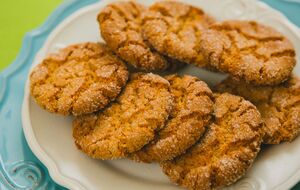 Печенье можно подать с молоком