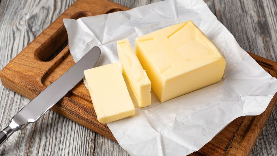 Масло изготовляют по ГОСТу 4399:2005