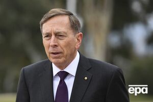 Петреус: Україна демонструє готовність до переговорів, Росія, очевидно, ні