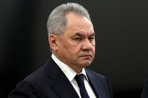 Журналист предполагает, что Шойгу следует бежать за границу, пока еще есть возможность