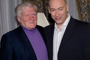 Гордон: Бажаю Юрієві Євгеновичу довголіття, здоров'я і, звісно ж, як і всім нам, миру