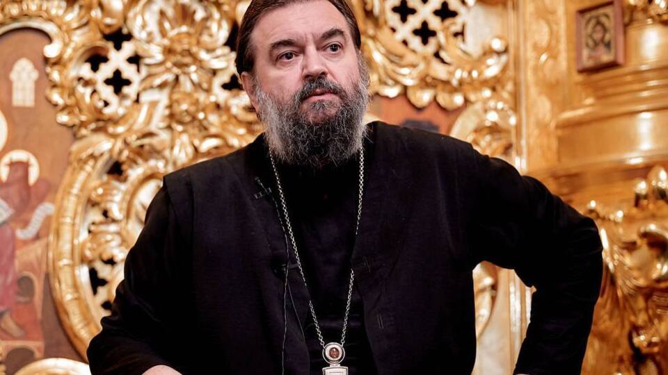 Ткачев считает, что мужчина не будет бить и ругать женщину, если она признает, что он – старший