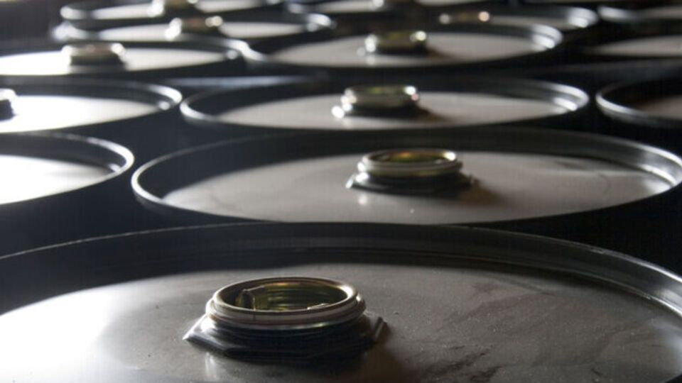 В то же время США остаются открытыми для дальнейших обсуждений вопроса снижения цен на нефть РФ, пишет СМИ