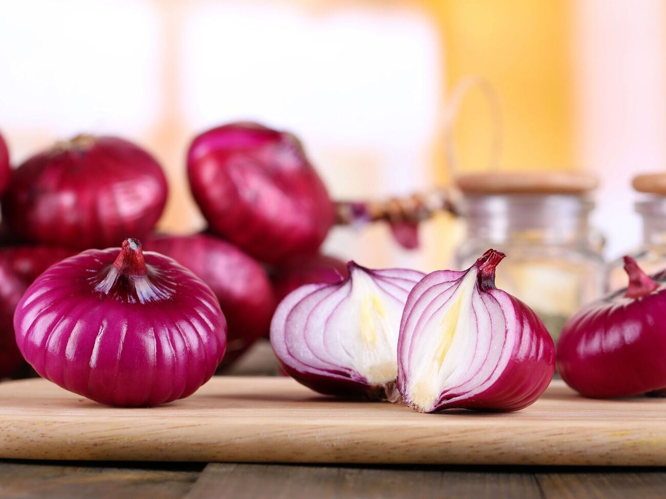 Лук не нужно нарезать кольцами