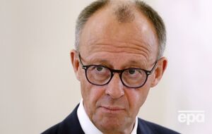 По словам трех должностных лиц, немецкий канцлер стремился подавить любые внутренние дебаты относительно целесообразности возможного возобновления проекта