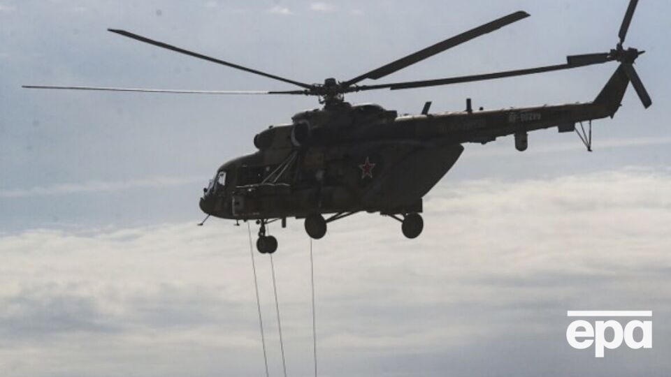 Вертолет упал на территорию химпредприятия в Нарышкино