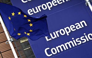 Авторы издания отметили, что разрушенная войной экономика Украины испытывает наибольшие нагрузки от полного внедрения CBAM