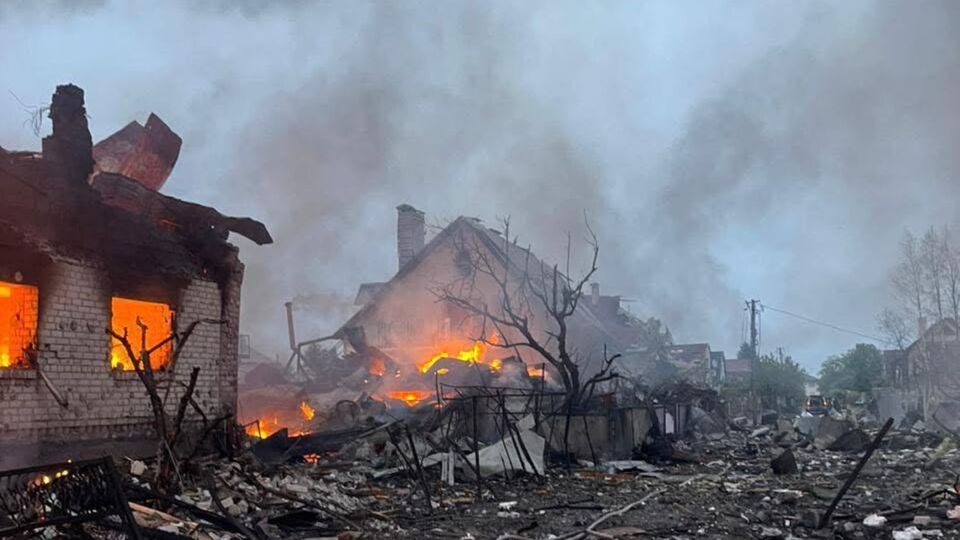 РФ атаковала населенные пункты Украины ракетами и дронами