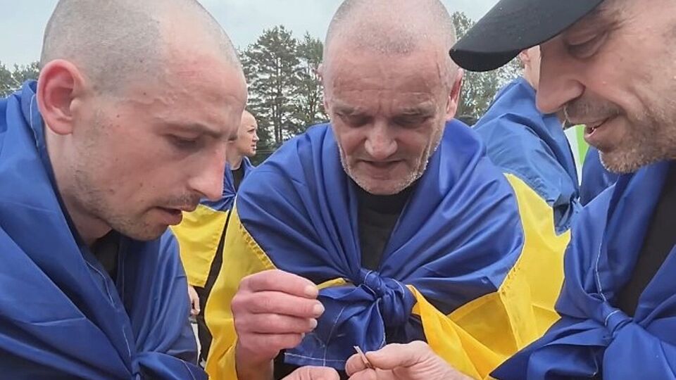 По словам омбудсмена, вернулось значительное количество попавших в плен в 2022 году украинских защитников