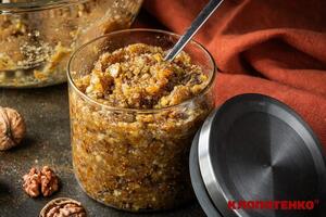 Клопотенко отметил, что рекомендованная дозировка составляет 1-2 ч. л. один–два раза в день