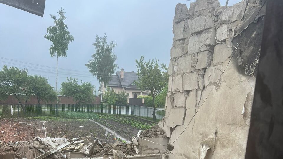 Атака оккупантов задела жилые дома