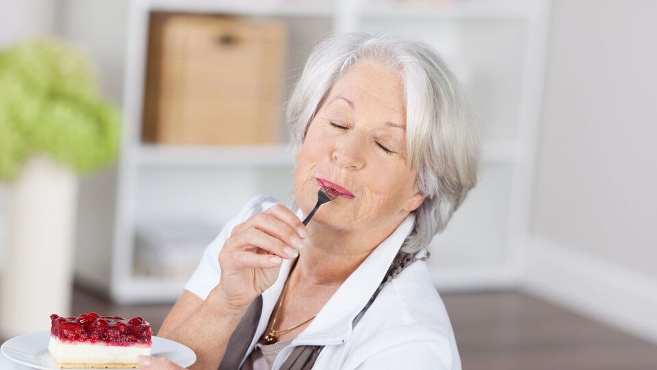 Диетолог предупредила, что есть много людей, которые когда-то употребляли любую пищу, однако потом начали стремительно набирать вес