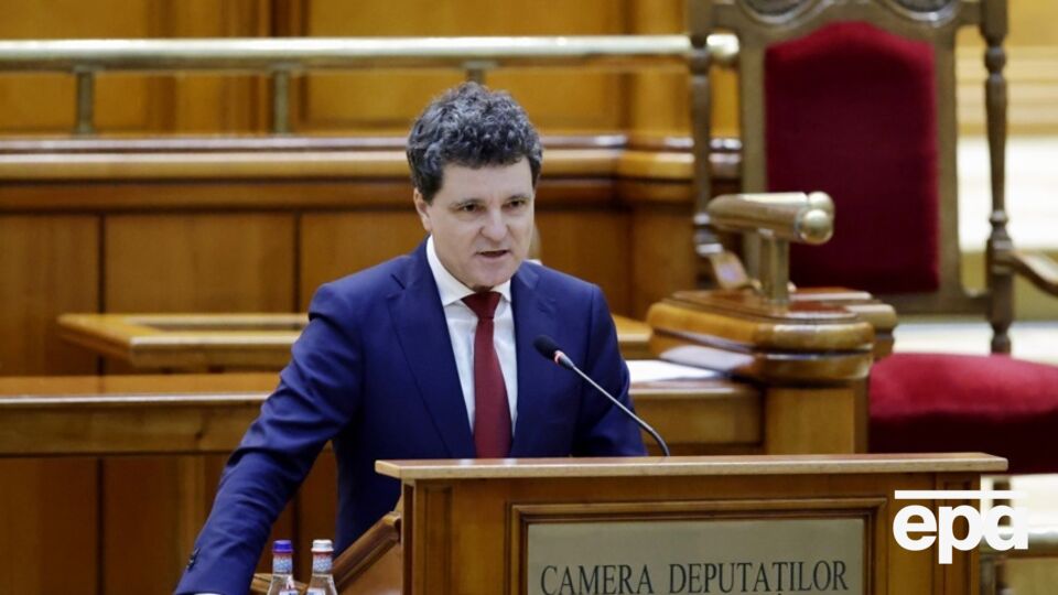 Дан 26 мая принял присягу