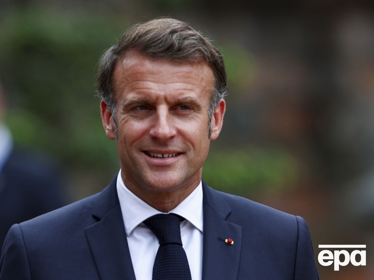 Макрон надеется, что США перейдут к решительнім действиям в отношении РФ