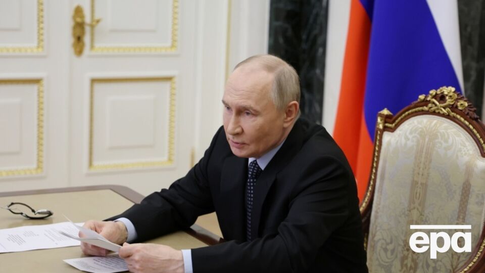 Путину зачитывают отредактированные доклады, рассказали в СВР
