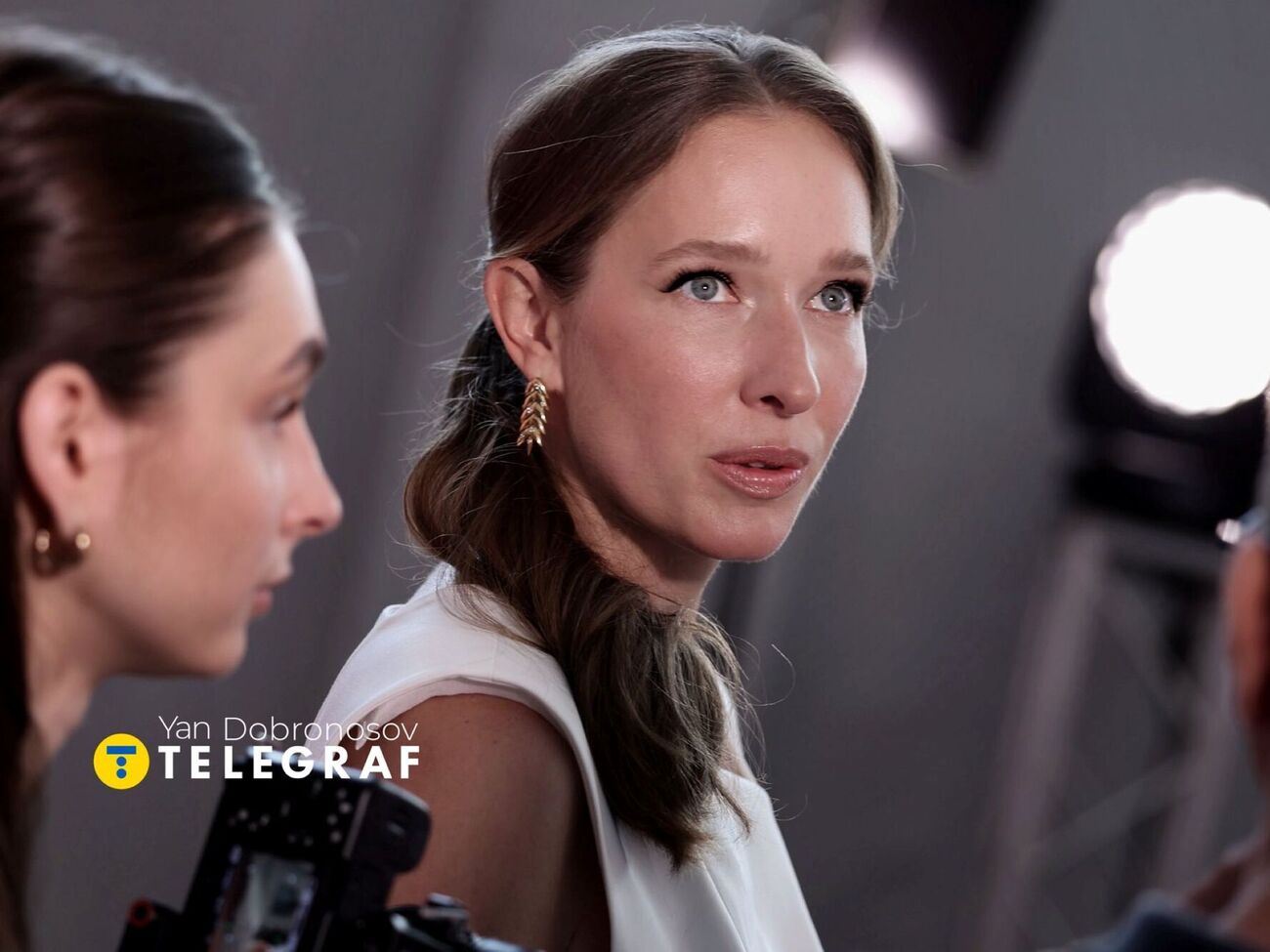 По словам Осадчей, ее старший сын вернется в Украину после того, как завершит обучение в США